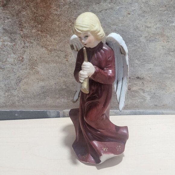 Bisque Porcelain Angel Figurine Playing a Gold Horn Trumpet - Picture 7 of 10